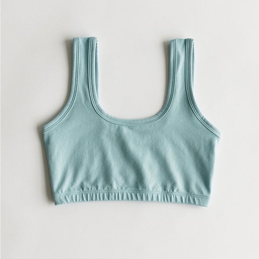 BNWT ARQ full coverage bra in BABY colour size L